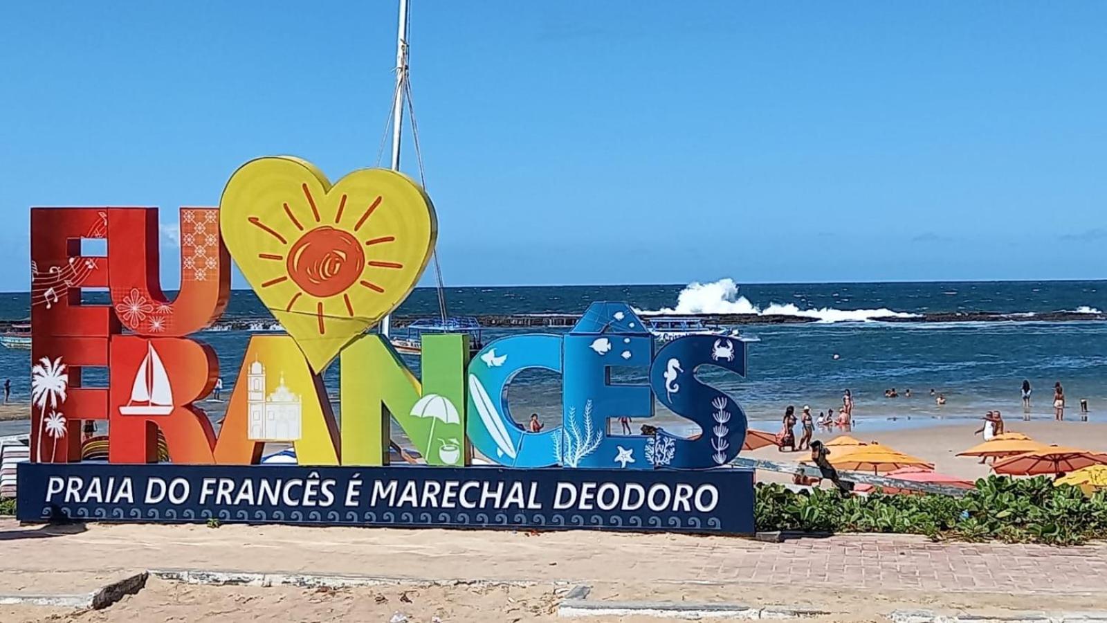 ホテル Torre Do Sol プライア・ド・フランセス エクステリア 写真